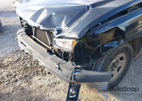 2003 Chevrolet Silverado 1500 z USA, uszkodzony, nr VIN 1GCEC14X13Z263995